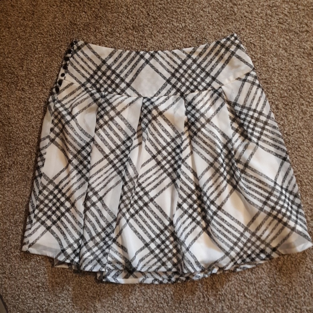 Flowy skirt